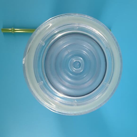 Rubbermaid 2 Quart Servin Saver Pitcher & Two Cups with Straws - Picture 5 of 15